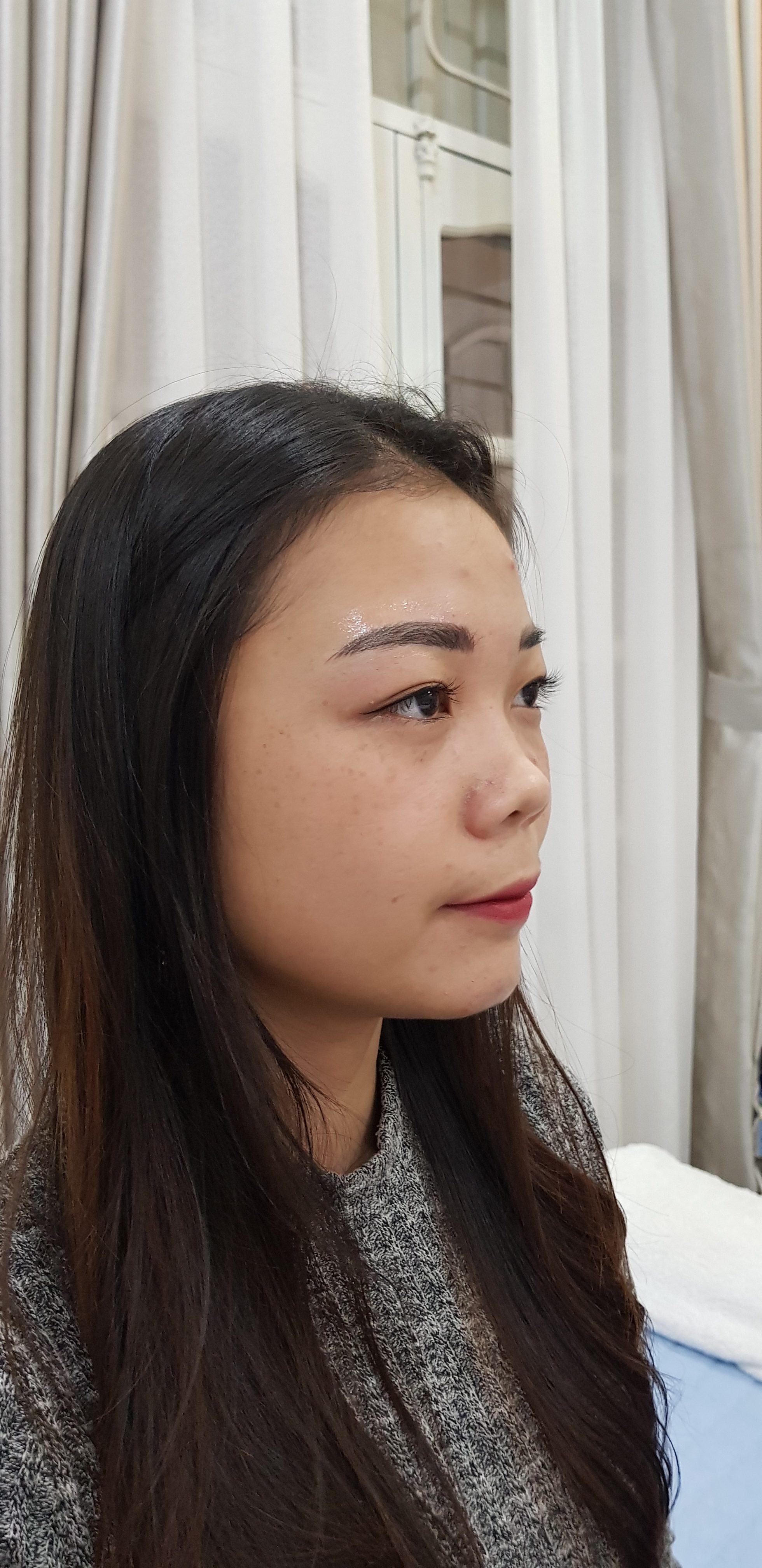 Phun thêu