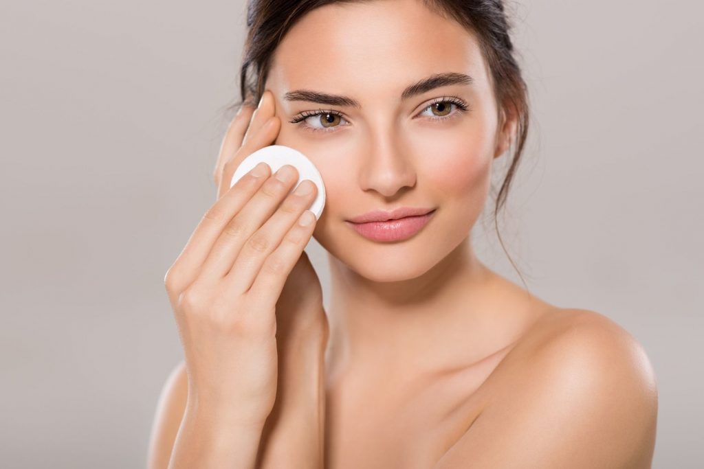 cách chăm sóc se khít lỗ chân lông . spa chang hanna beauty