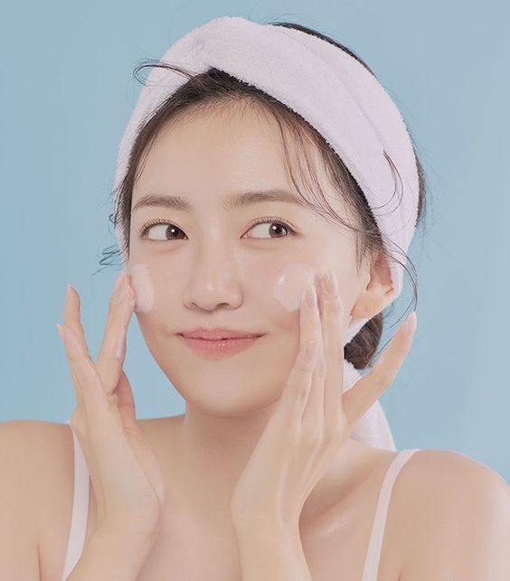 Kem dưỡng chống lão hóa da SEOLJIYOON PEPTIDE SNAIL CREAM